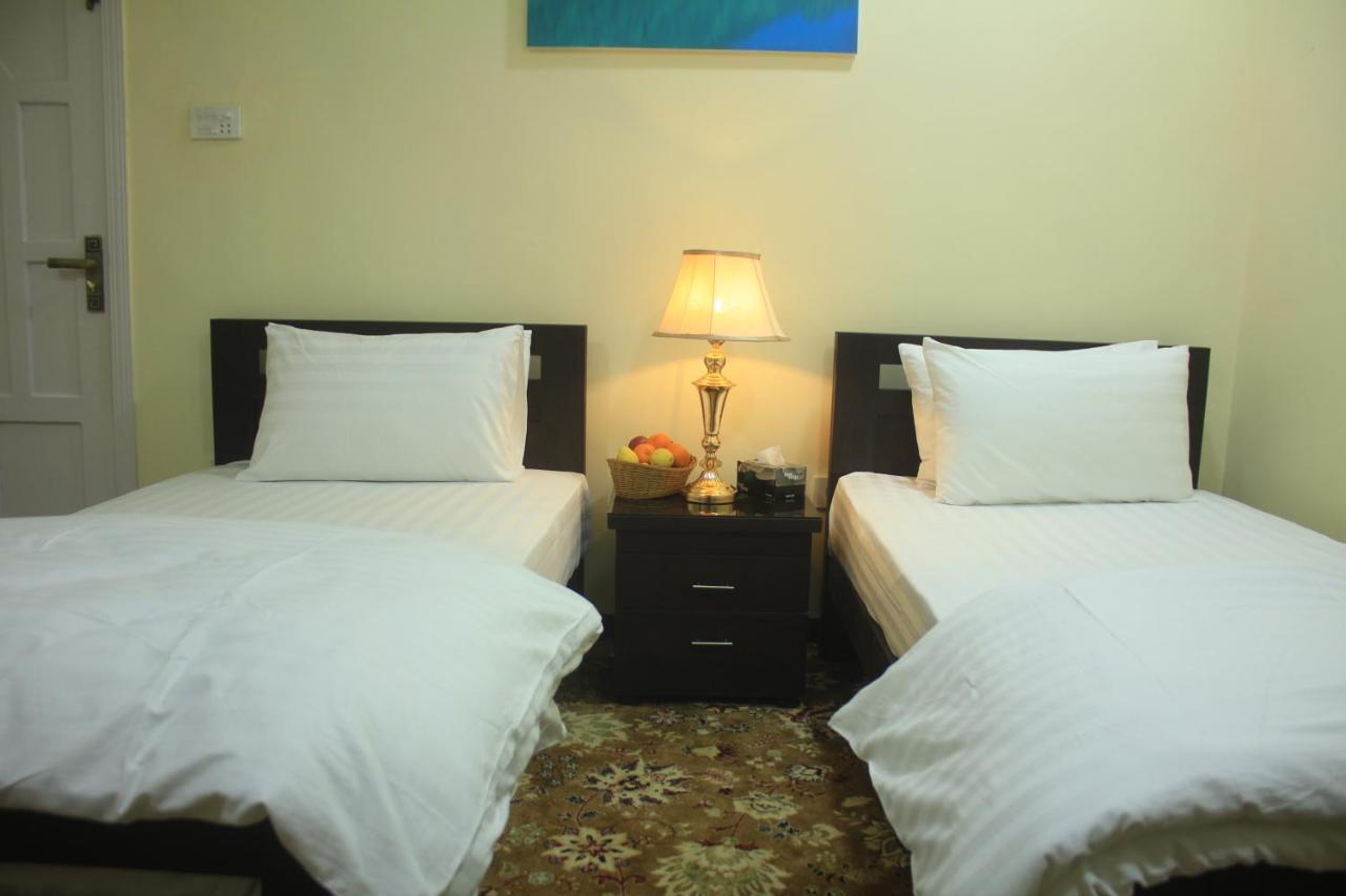 Starlit Hotel - Gilgit Ngoại thất bức ảnh