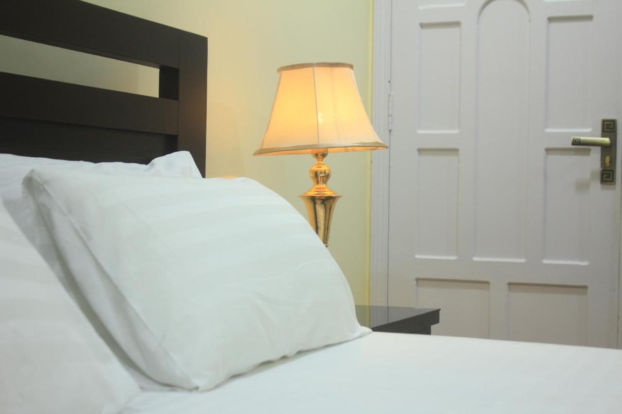 Starlit Hotel - Gilgit Ngoại thất bức ảnh
