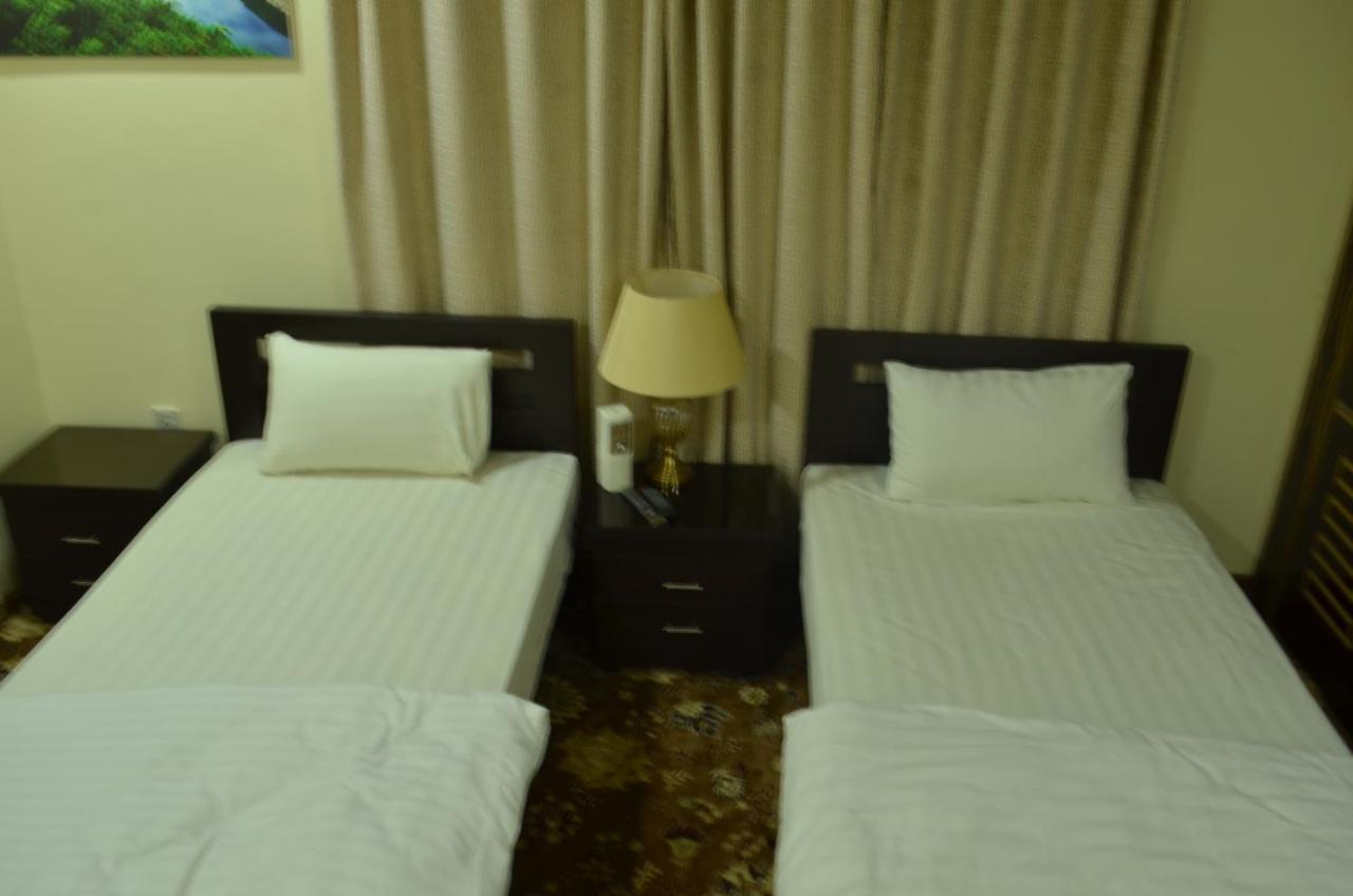 Starlit Hotel - Gilgit Ngoại thất bức ảnh