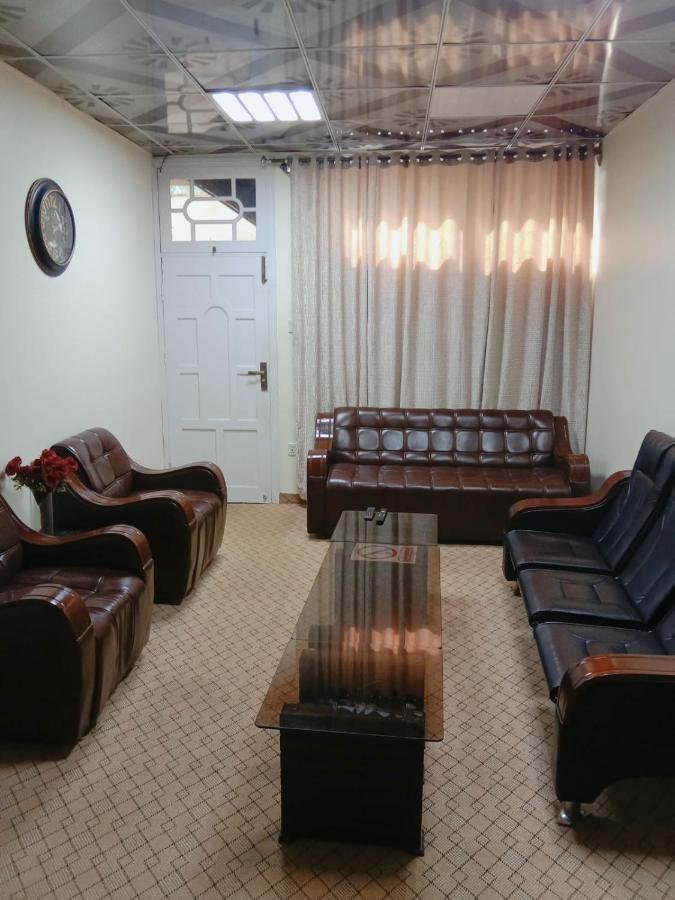 Starlit Hotel - Gilgit Ngoại thất bức ảnh