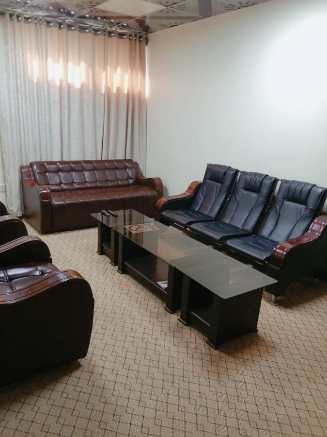 Starlit Hotel - Gilgit Ngoại thất bức ảnh